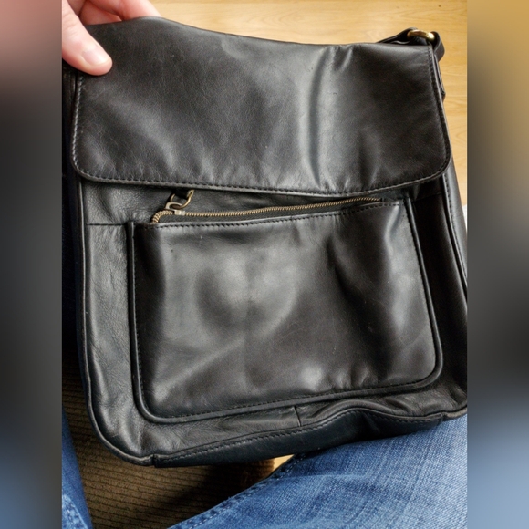 Fossil Messenger Crossbody Bag - Picture 12 of 12